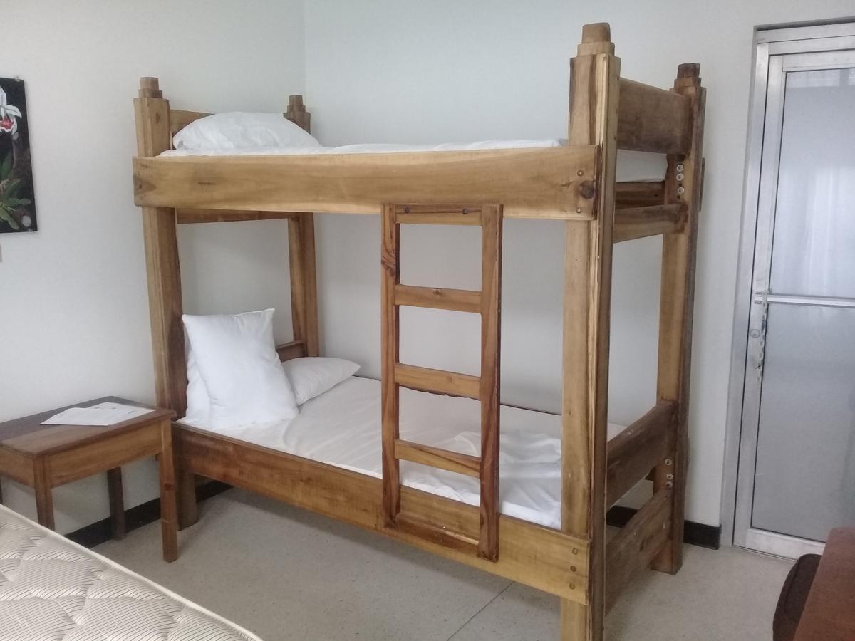 Hostel Quintonido Jarabacoa Εξωτερικό φωτογραφία
